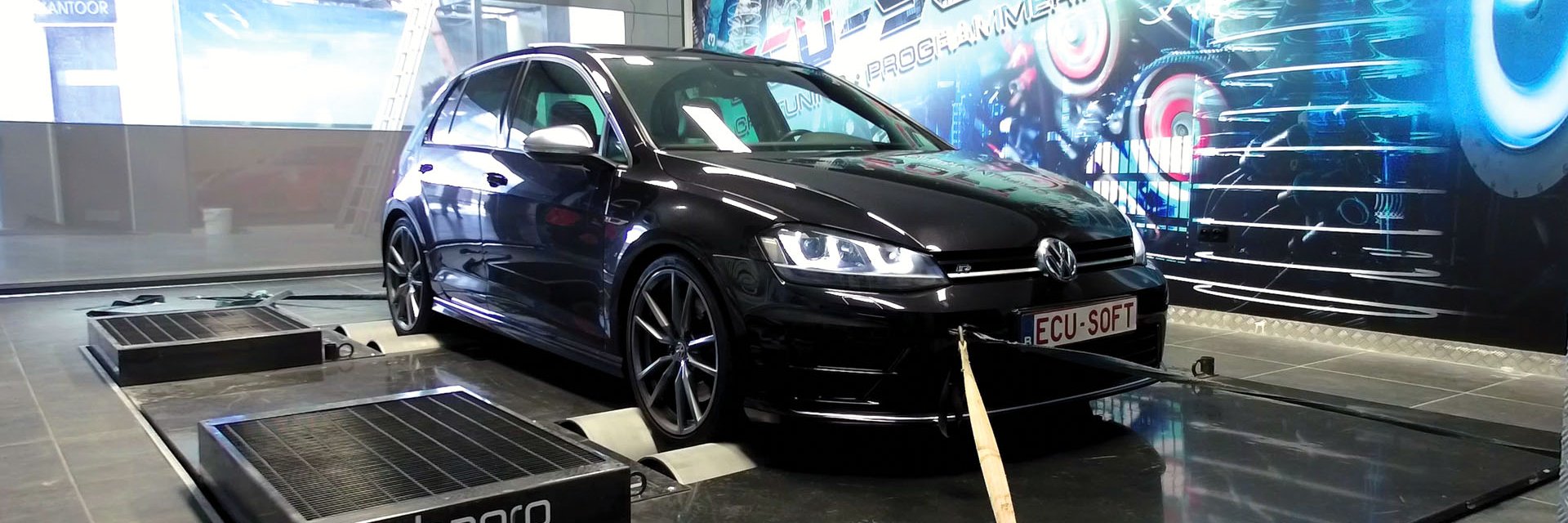 Volkswagen Golf 7 2.0 TSI-R op de rollenbank